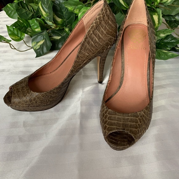 VINCE CAMUTO peep toes platform shoes 👠 - Picture 4 of 7